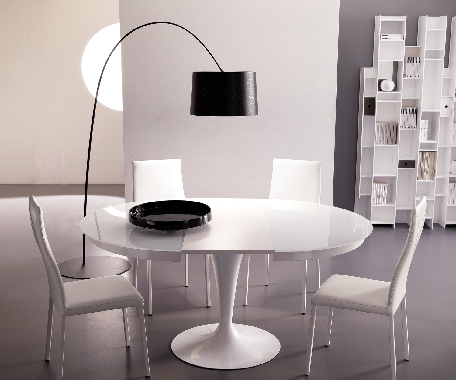 Moderne Ozzio Table ronde Eclipse Blanc Verre à rallonges