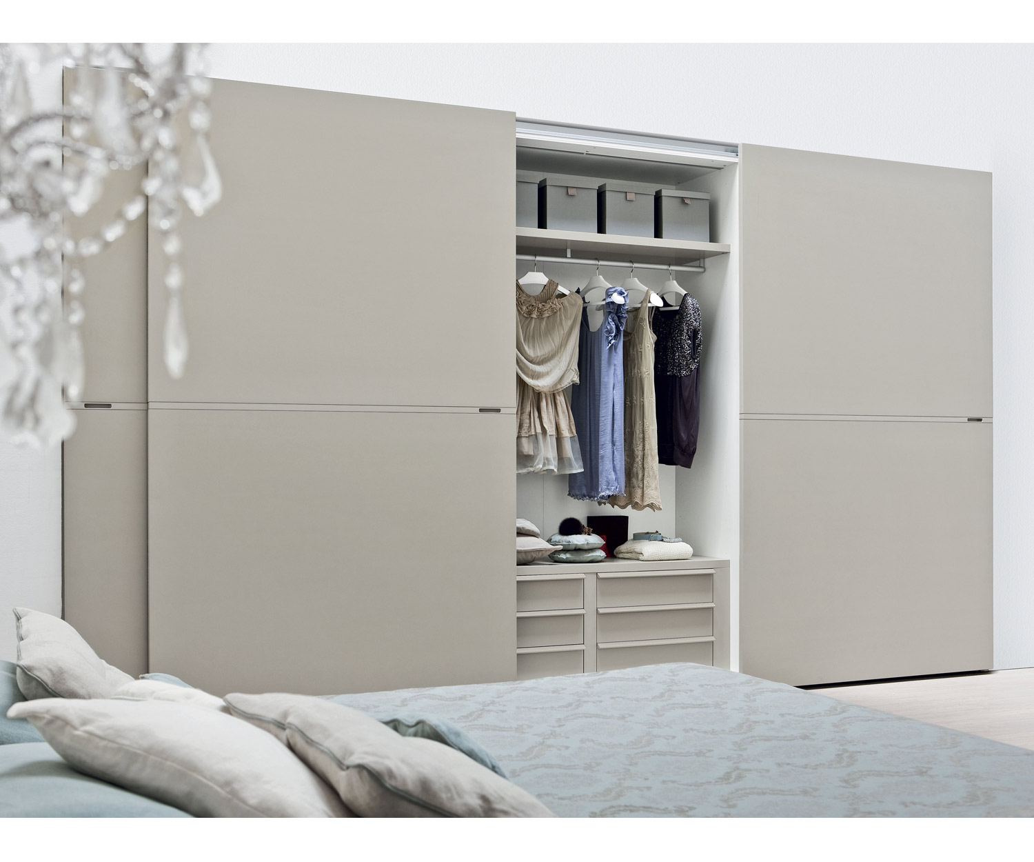 Designer Kleiderschrank Novamobili Middle Weiß Matt mit offener Schiebetür