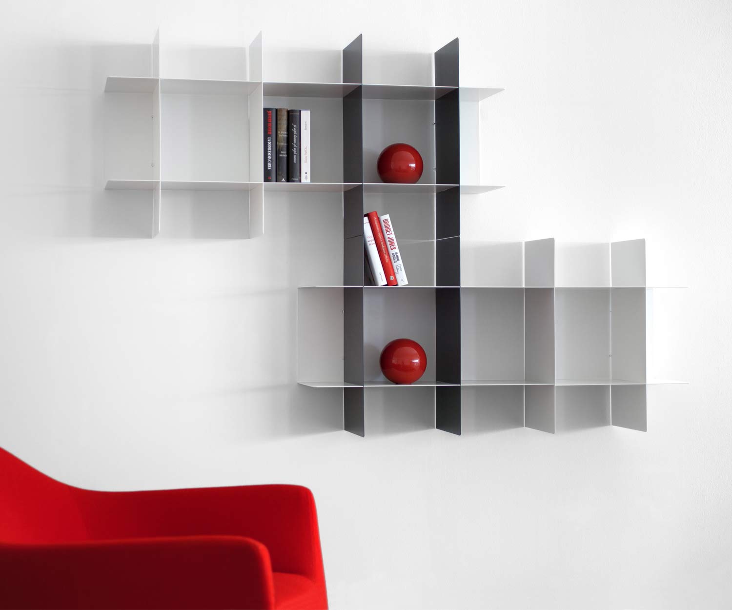 Hochwertiges Modul System MEME Design Bücherregal für die Wand aus Metall
