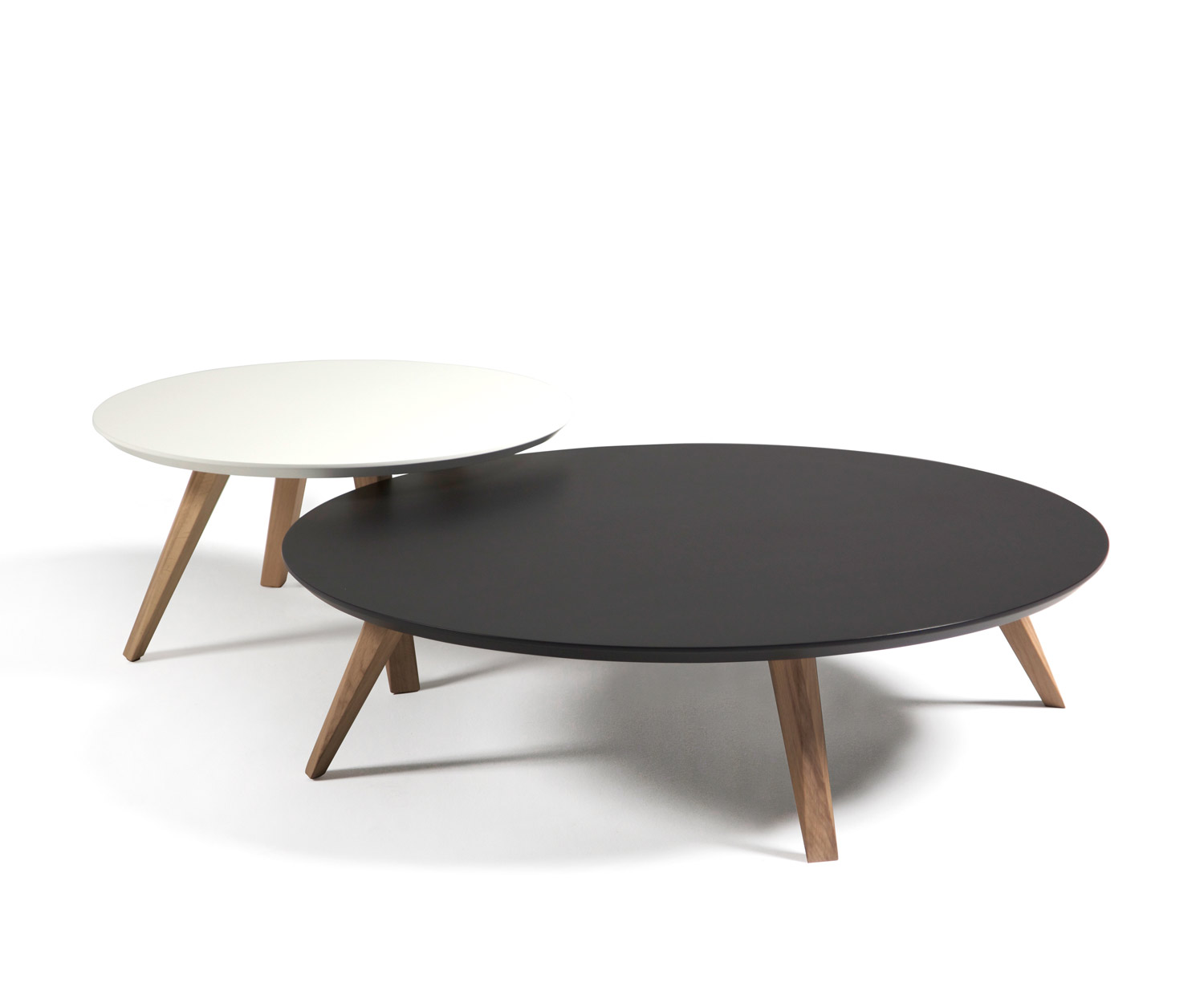 Exklusiver Prostoria Design Beistelltisch Oblique Schwarz