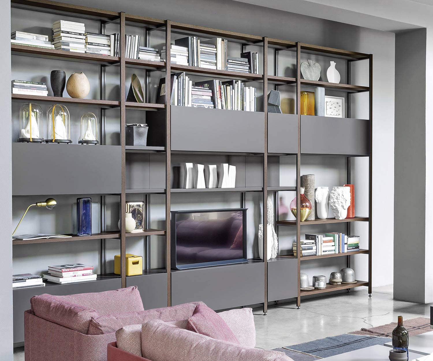 Exklusives Novamobili Design Metallregal Pontile Regalsystem