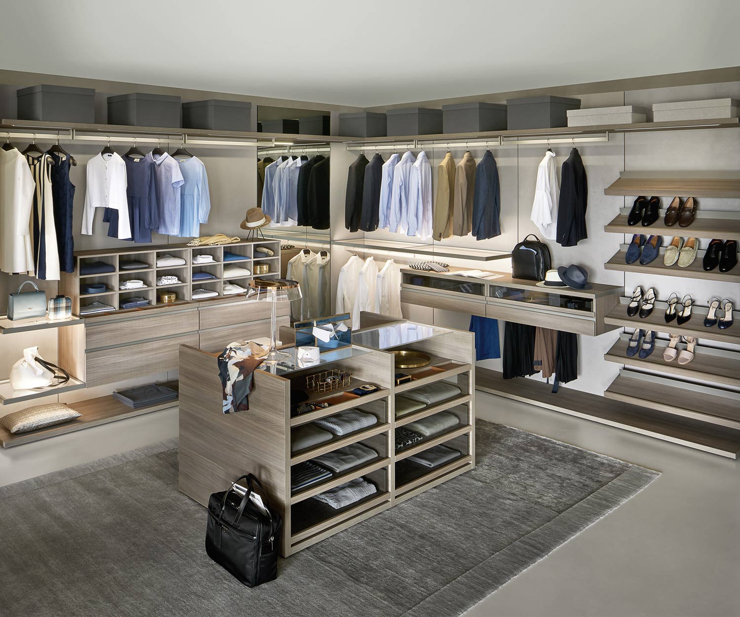 Exklusives Livitalia Panorama Design Ankleidezimmer System
