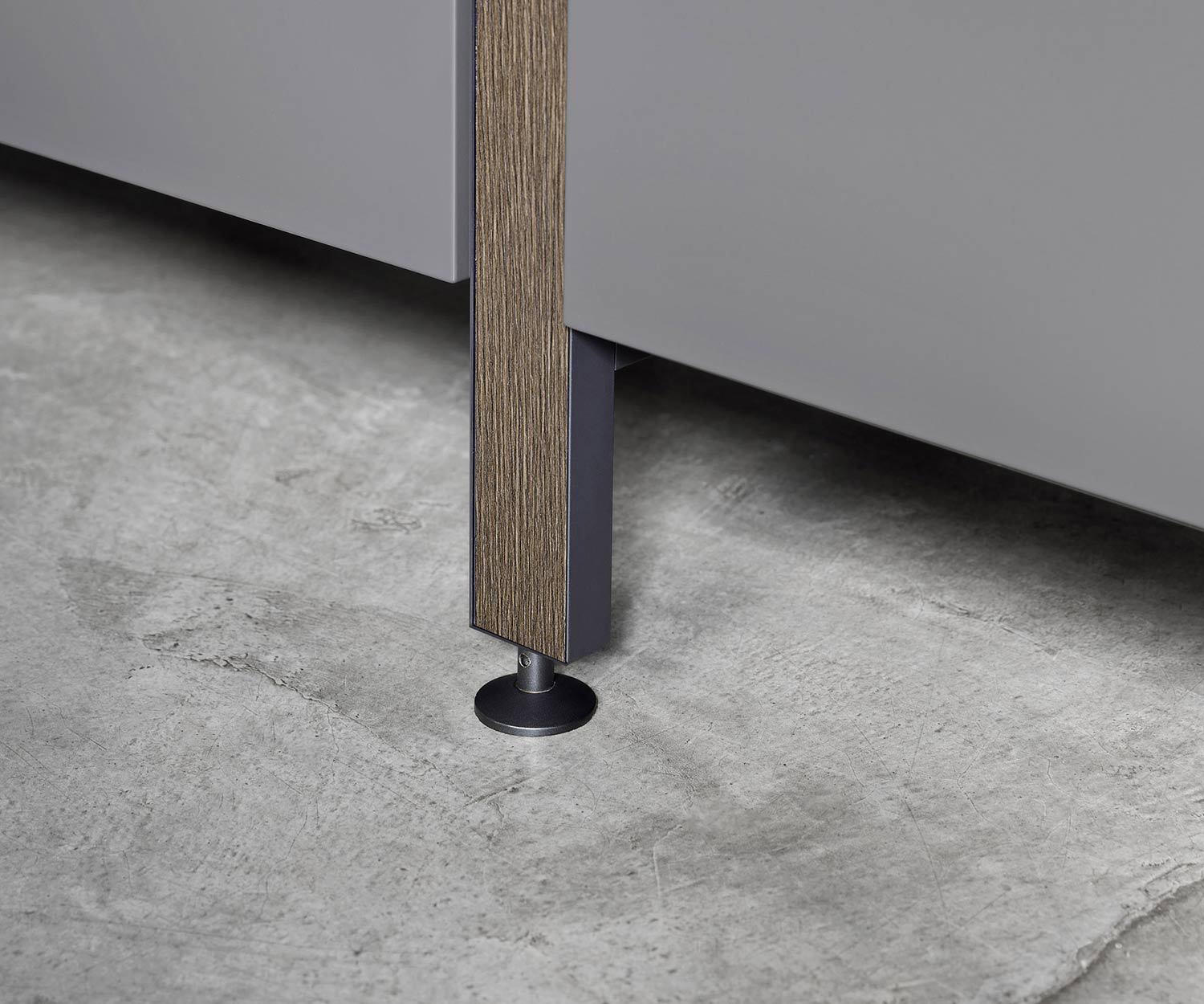 Exklusives Novamobili Design Metallregal Pontile Regalsystem