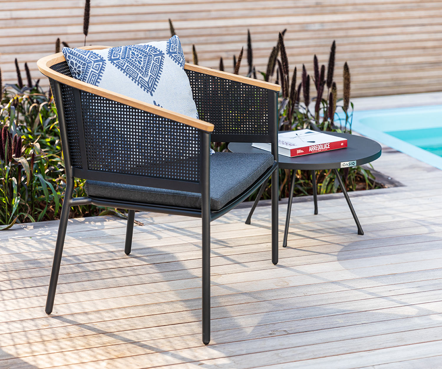 Wetterfester Oasiq Riad Design Loungesessel Anthrazit Gestell