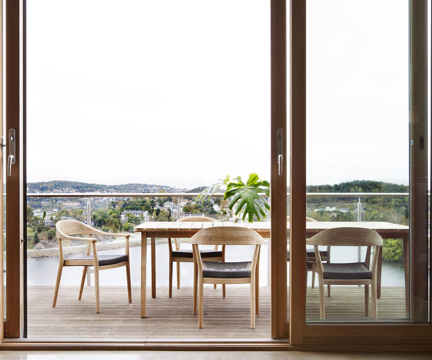 Moderner Oasiq Skagen Teak Design Terrassentisch für bis zu 6 Personen