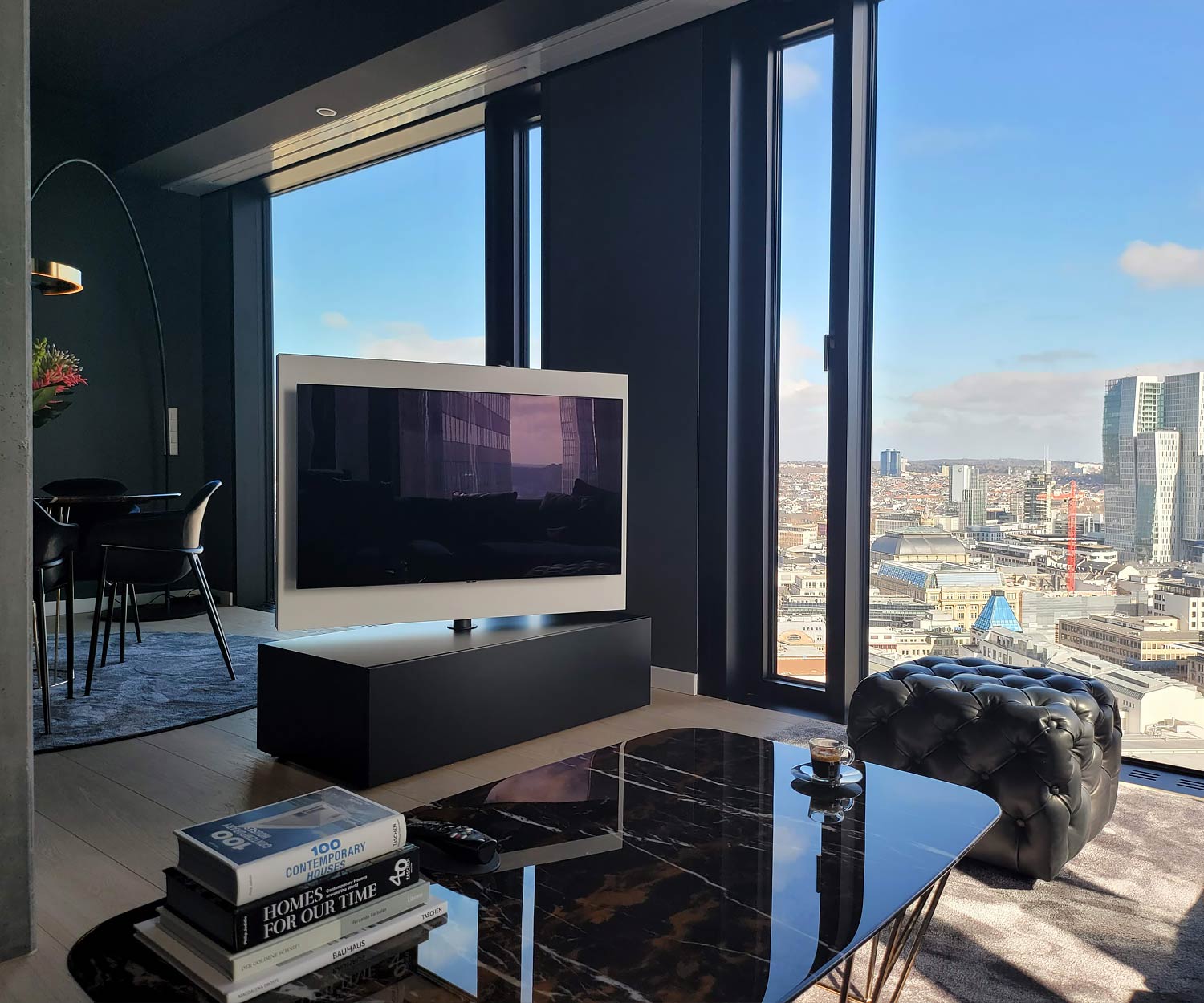 Luxus Design TV Raumteiler