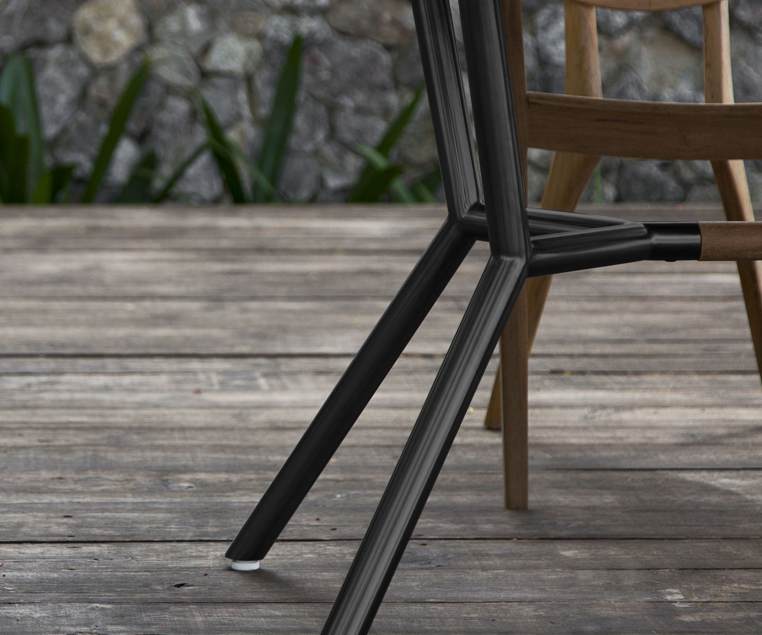 Exklusiver Oasiq Reef Design Gartentisch mit Stühlen Gestell in Anthrazit