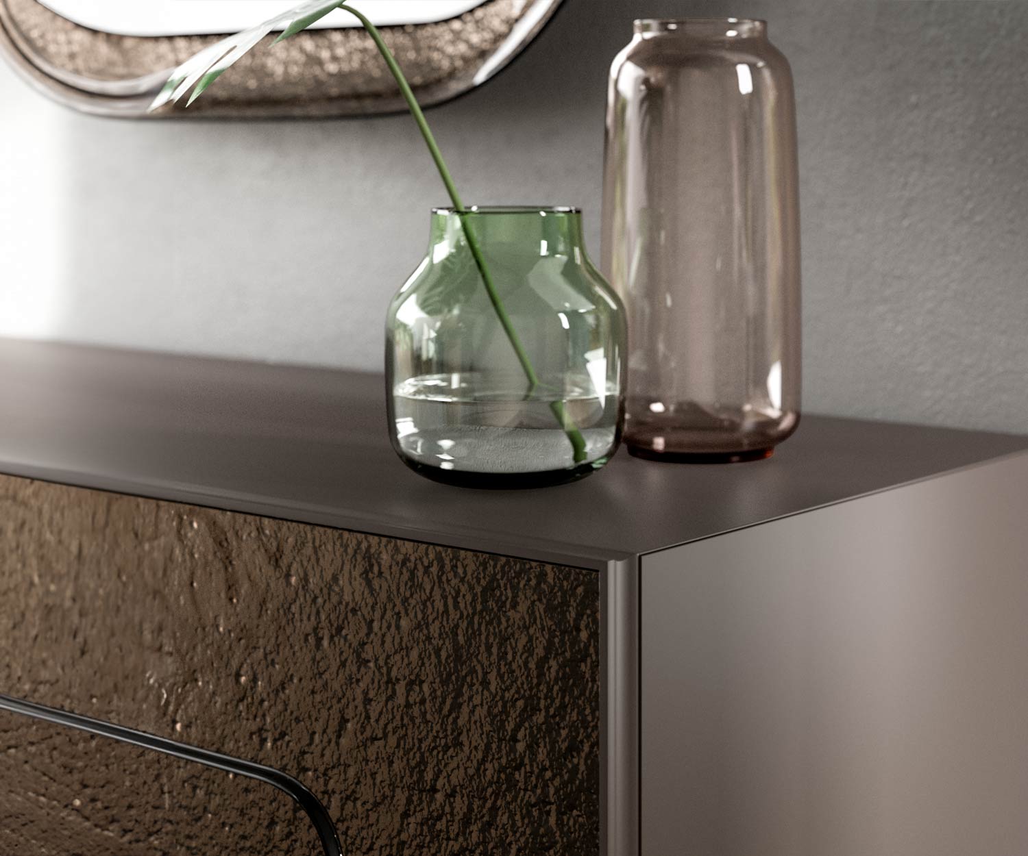Sideboard de haute qualité avec façade en verre argenté
