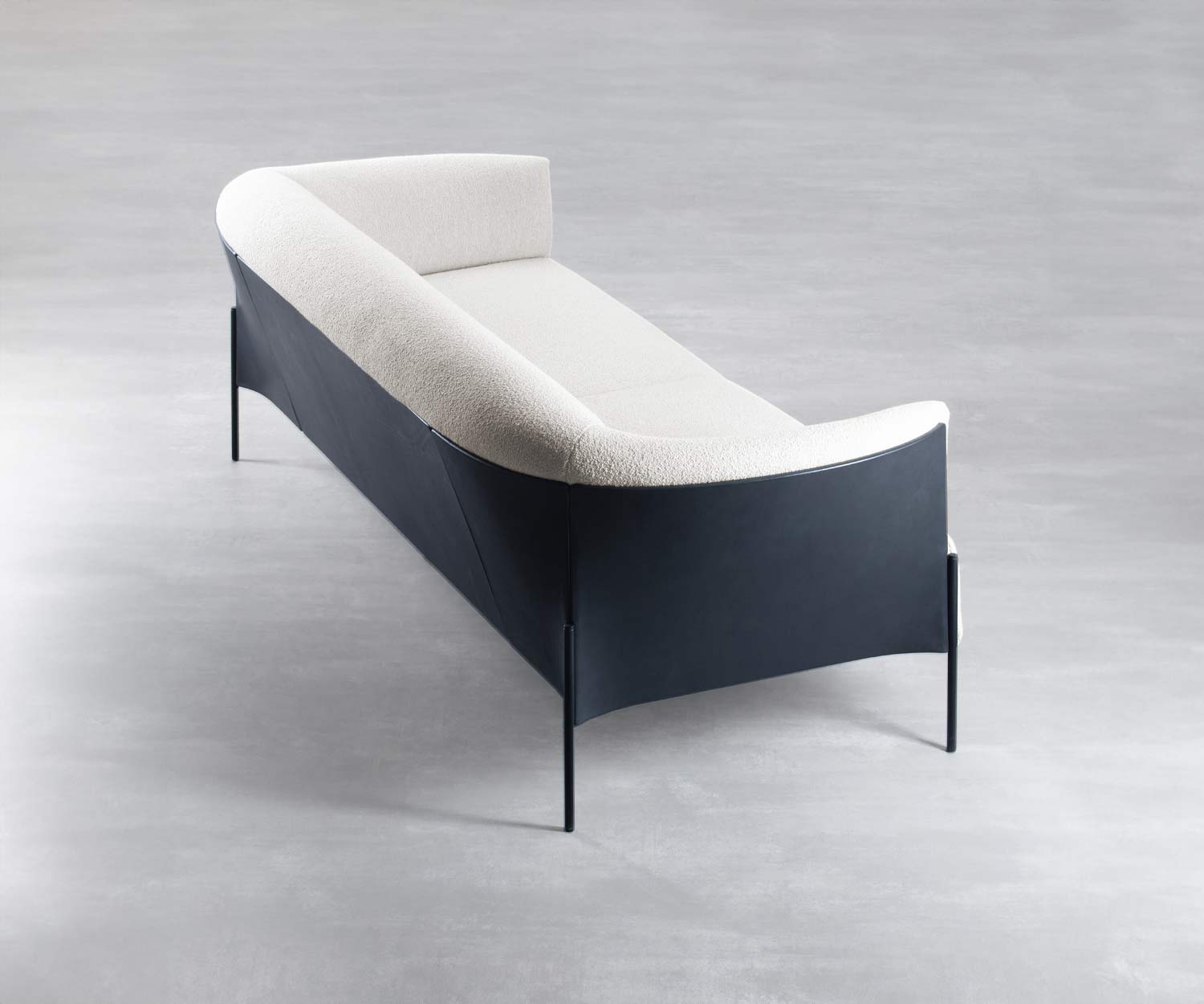 Prostoria Omnia Sofa