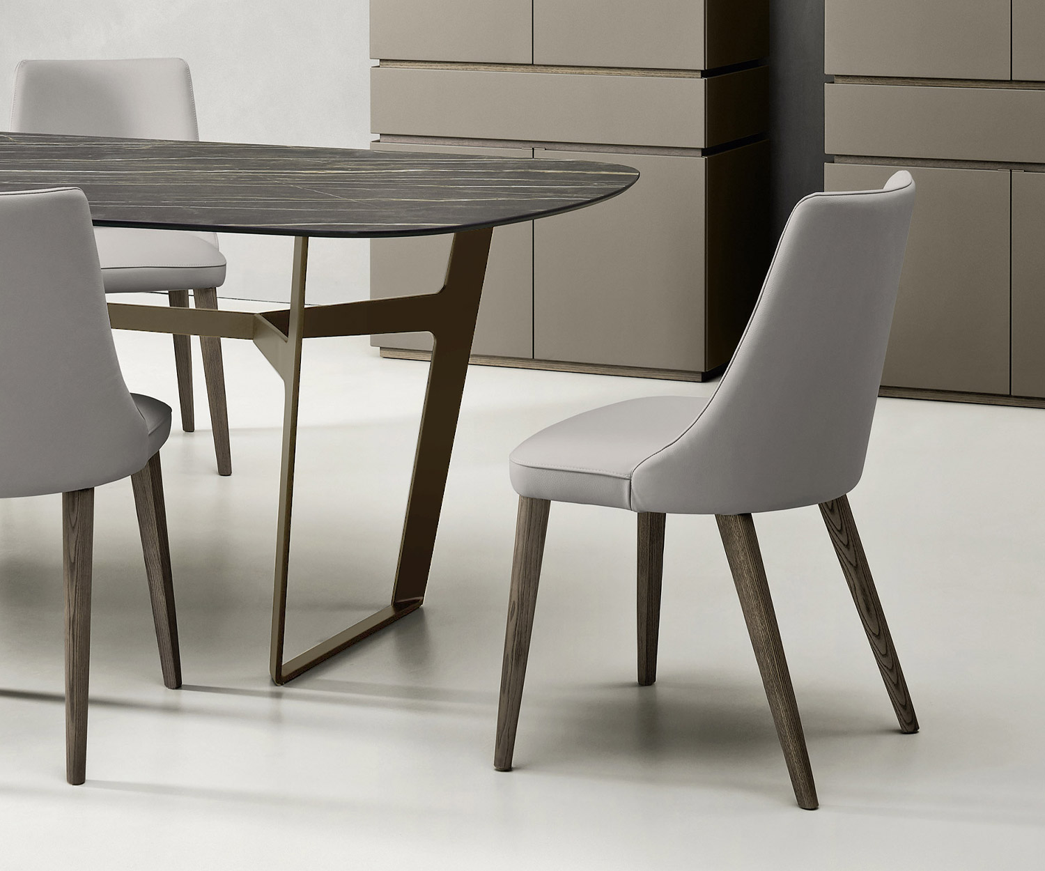 Komfortabler Design Stuhl Eva für das Esszimmer von Livitalia