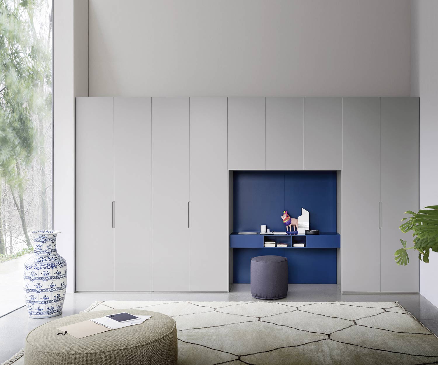 Hochwertiger Novamobili Design Kleiderschrank mit Schreibtisch