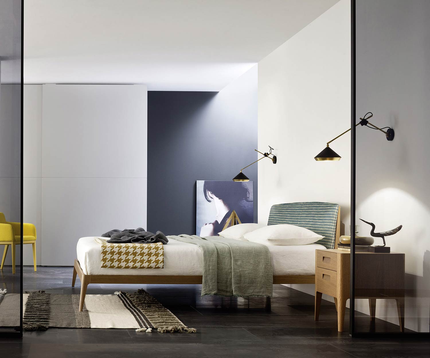 Table de chevet design de haute qualité Novamobili Giotto avec 2 tiroirs en chêne Miele