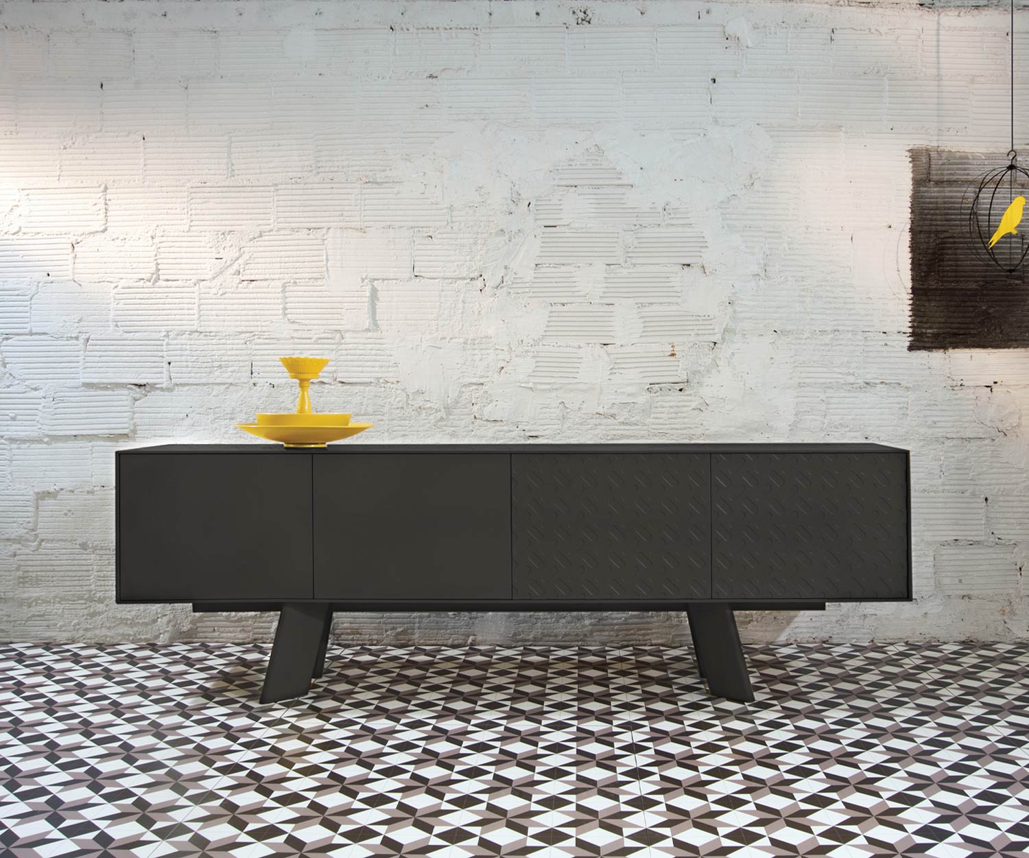 al2 Sideboard Alhambra in Schwarz auf schwarzem Holzgestell