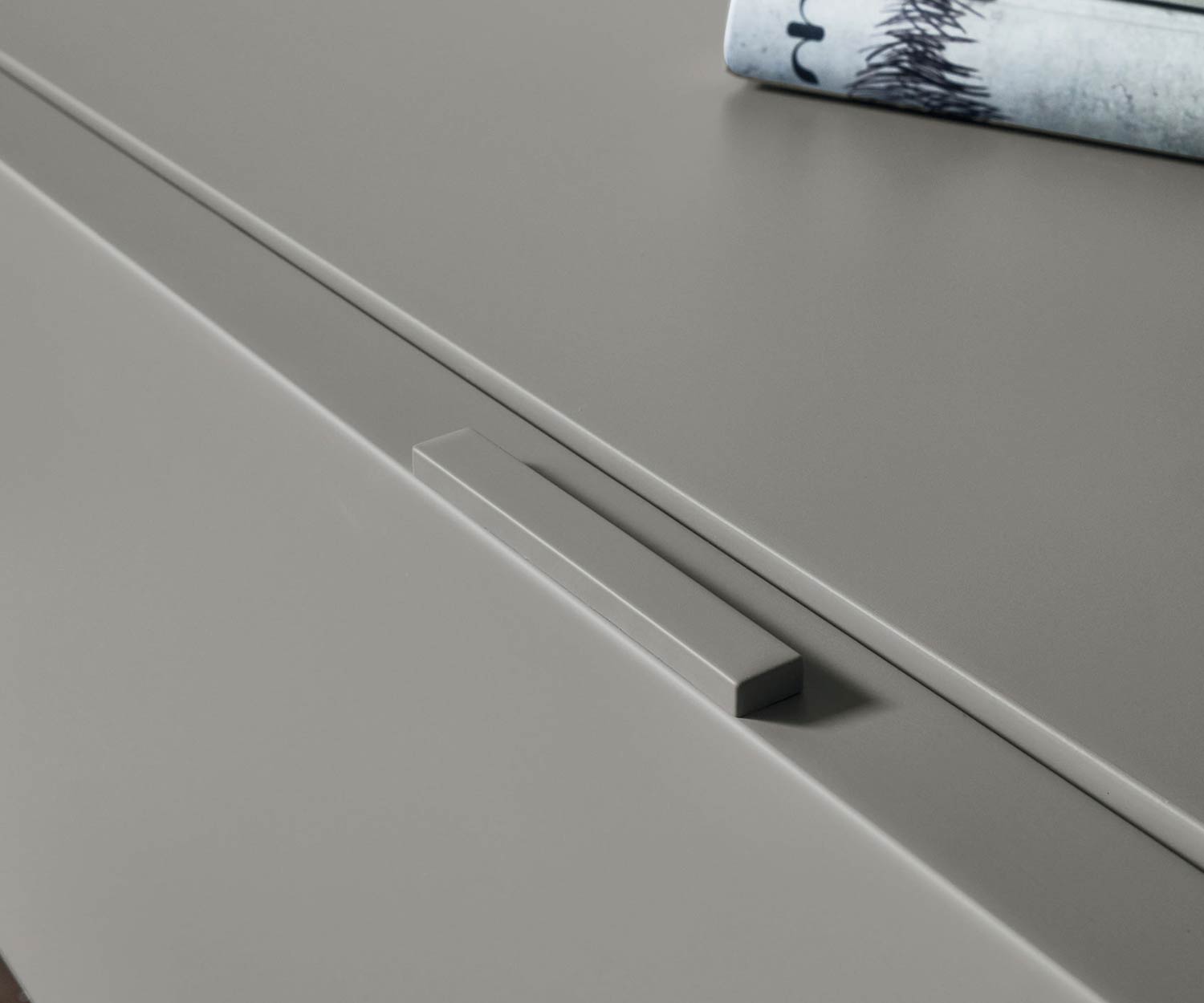 Exklusive Livitalia Design Wohnwand C59 mit Bücherregal hängend