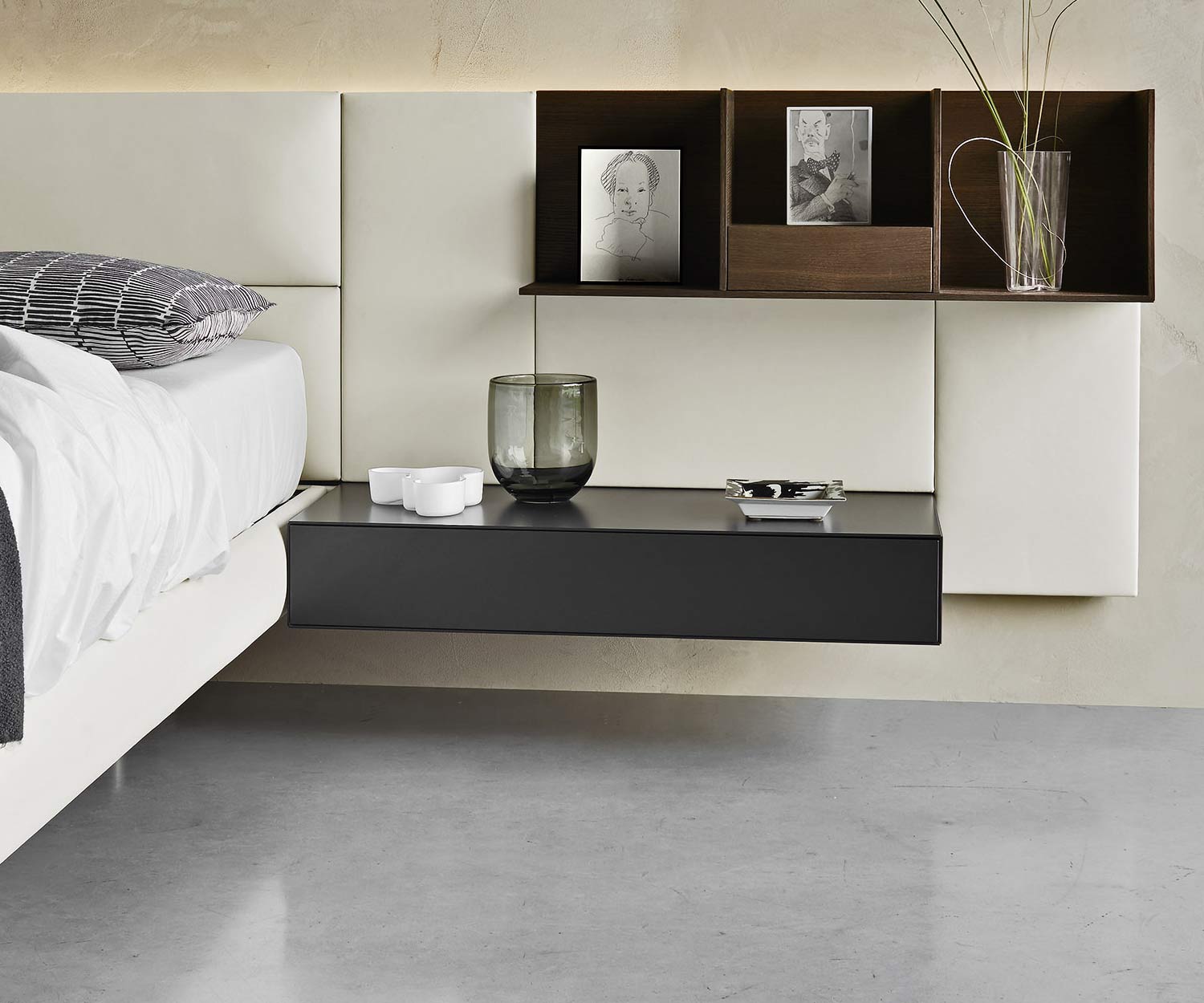 Exklusiver Livitalia Design Nachttisch hängend 1 Schublade